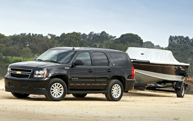 Illustration for article titled The Lamentable Fate Of The Full-Size Hybrid SUV